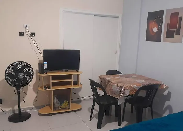 Kitnet 4 Guarujá  Apartamento